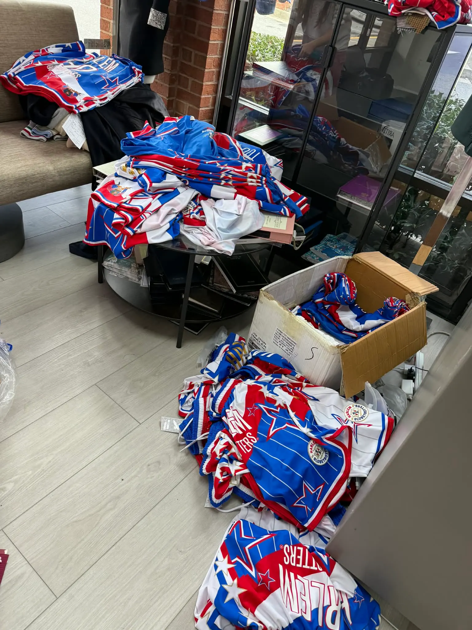 Team orders produced at scale in our factory